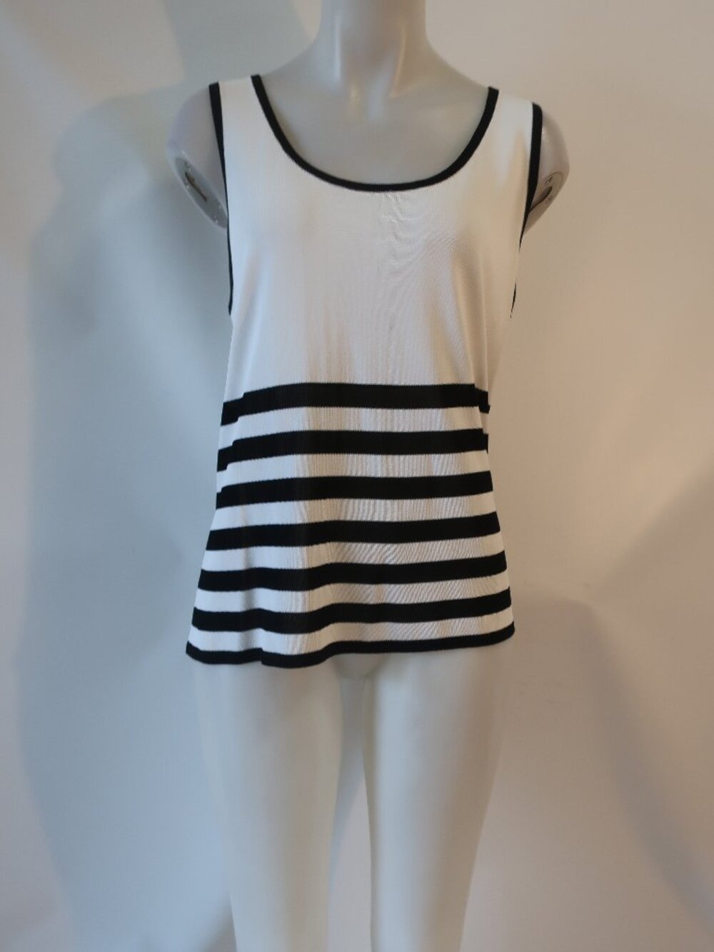 Womens St. John White, Black Striped Tank Top L